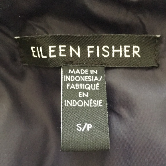 $388 Eileen Fisher Eggshell Recycled Nylon Short Puffer Coat Navy Ink Blue S - Picture 9 of 13